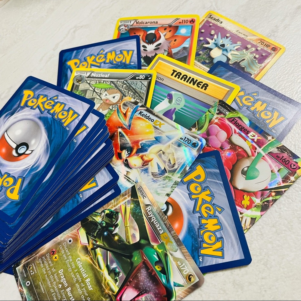 25 Card Pokémon Mystery Box 🔥 Pokemon - Picture 3 of 3